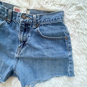 LEVI’S 550 Denim Jean High Rise Cut Off Distressed Vintage 90s Y2K Shorts
